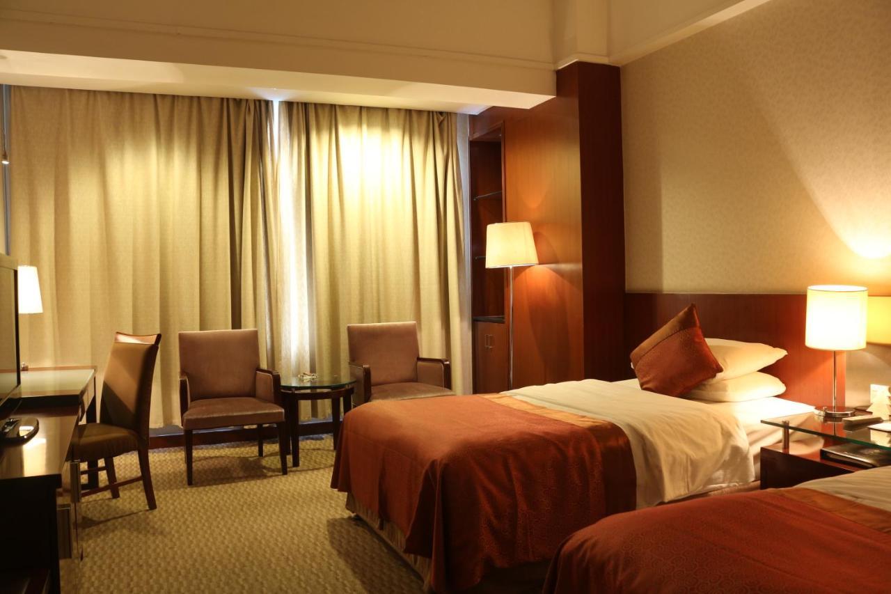 Jinling Jingyuan Plaza Hotel Nanjing  Exterior photo