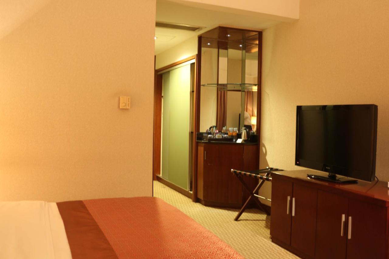 Jinling Jingyuan Plaza Hotel Nanjing  Exterior photo