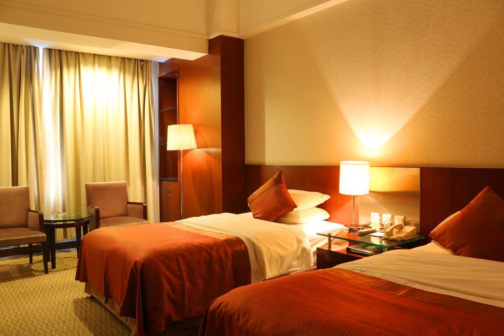 Jinling Jingyuan Plaza Hotel Nanjing  Exterior photo
